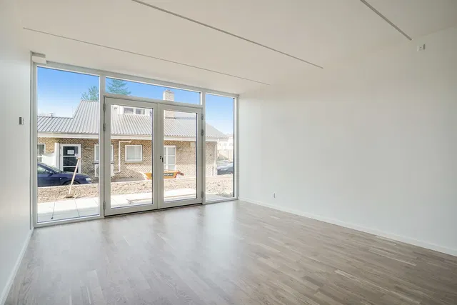 apartment Lys 3-værelses lejlighed med terrasse i Lillerød