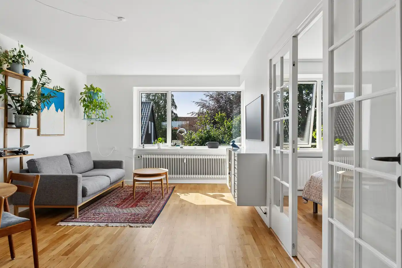 apartment Skøn lys 2-værelses lejlighed med sydvendt altan