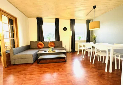 3-room apartment of 100 m2 in the heart of city life – share-friendly and pets allowed – can be rented fully furnished - Østergade, Hjørring - 1