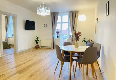 Two-room apartment of 69 m2 with elevator, French balcony and pets allowed - Furnished rental possible - Jernbanegade, Hjørring - 4