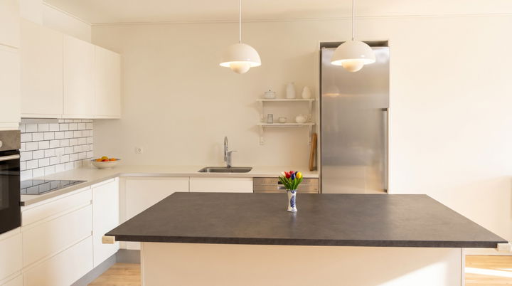 Rækkehus med terrasse – plads til familie eller delebolig - Tinbergens Alle, Gistrup - 3