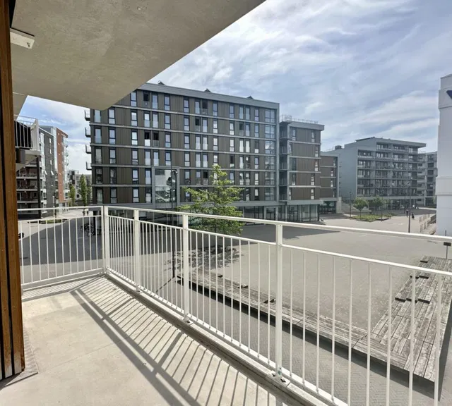 apartment Lys 3-værelses med stor altan, elevator og tagterrasse