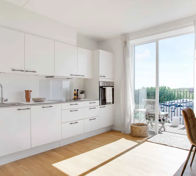 apartment Bright 2-room apartment with balcony