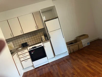 Bright studio apartment with its own balcony - Storegade, Haderslev - 1