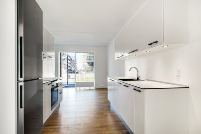 Bright 3-room apartment with a large balcony and a modern kitchen - Richard Mortensens Vej, København S - 1