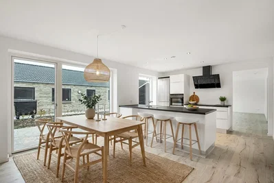Modern 4-room townhouse of 113 m2 with private terrace, parking and pets allowed - Tjørringparken, Herning - 3