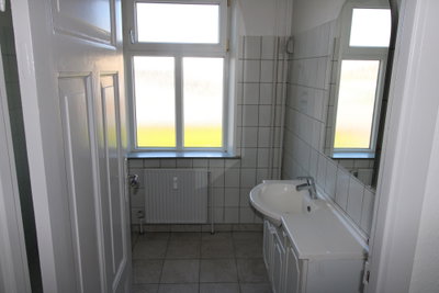 Lys lejlighed på 1. sal med gode opholdsrum - Lindedal, Haderslev - 2