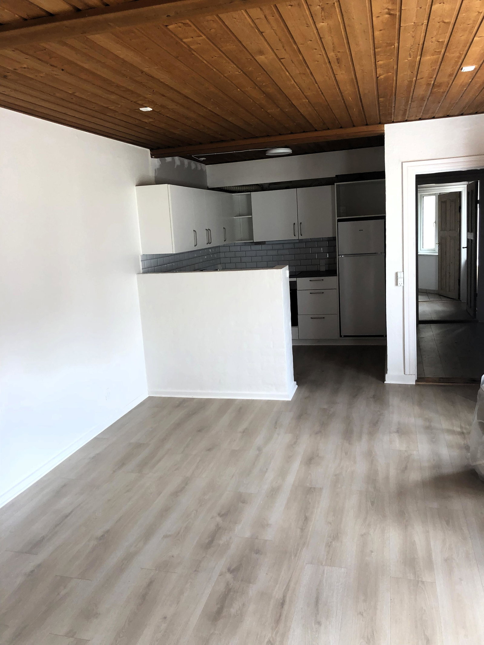 apartment Nyistandsat lejlighed med egen indgang og nyt køkken