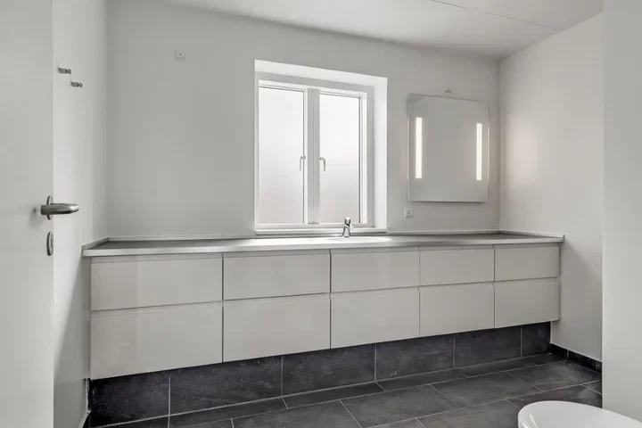 Rummeligt rækkehus med 3 værelser - Lindvedhave, Odense S - 3