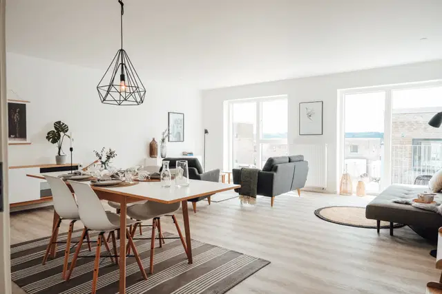 apartment Rummelig lejlighed med altan og storslået udsigt