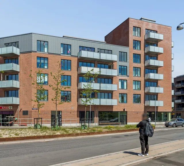 apartment Bright, high-ceilinged rental homes in green surroundings