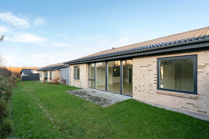 Moderne 4-værelses rækkehus i naturskønt område i Aalborg - Blæsborgvej, Aalborg Øst - 1