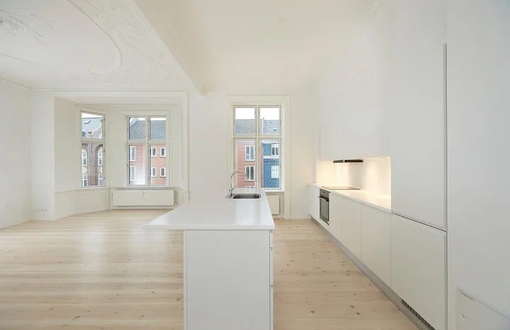 Renoveret 146 m² lejlighed nær Søerne på Nørrebro - Nørrebrogade, København N - 2