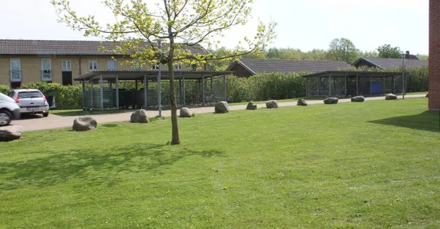 apartment 2 værelses lejlighed omgivet af skøn natur
