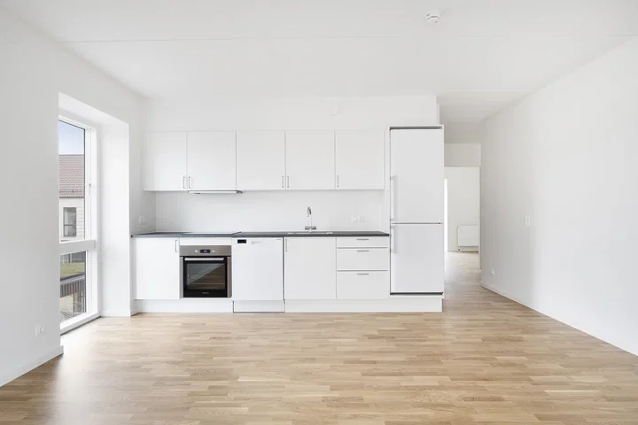 4-værelses lejlighed med altan og grønne omgivelser - Stationsvej, Odense S - 1