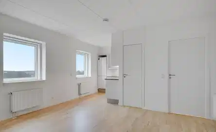 apartment Lys 1-værelses lejlighed på 57 m² i Glostrup