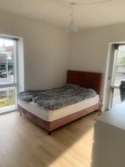 room Værelse centralt i Hillerød udlejes
