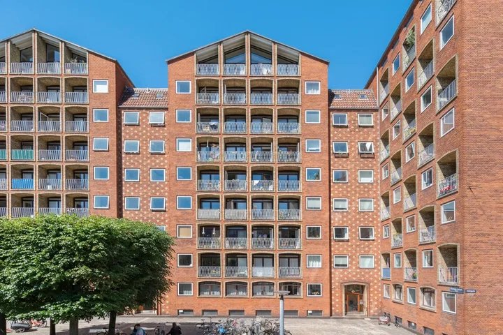 Lys, møbleret bolig med altan og grøn udsigt - Dronningens Tværgade, København K - 0