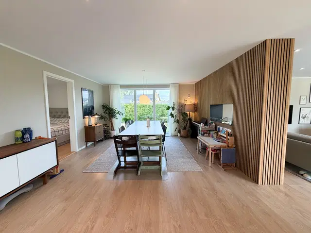 house Bright single-storey house with a large garden and space for the whole family