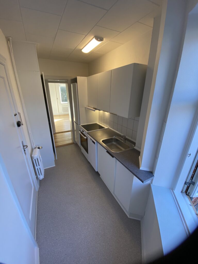 apartment Lys 2-værelses bolig med altan i Randers NV