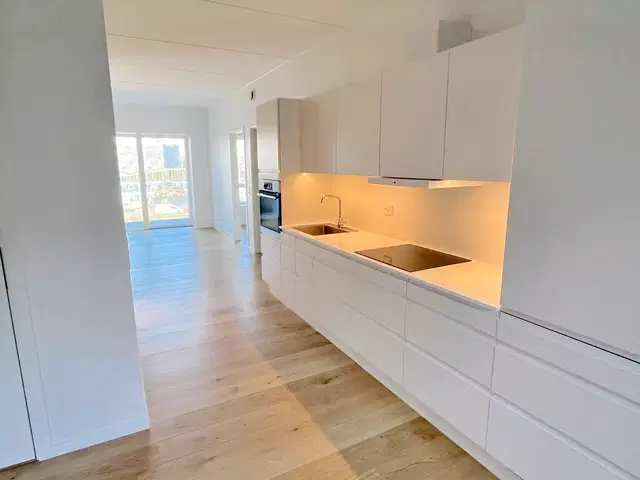 apartment Bright and Modern 4-Room Apartment with Balcony Right by the Fjord in Nørresundby!