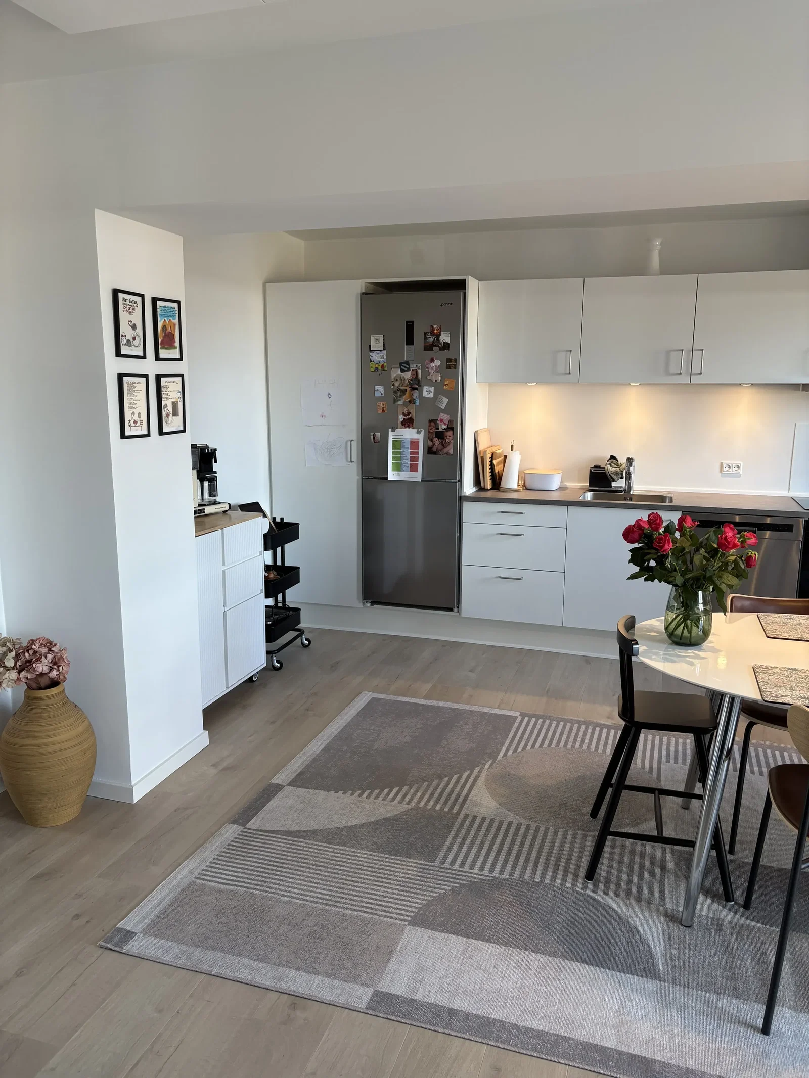 apartment Nyrenoveret 2-værelses lejlighed med altan