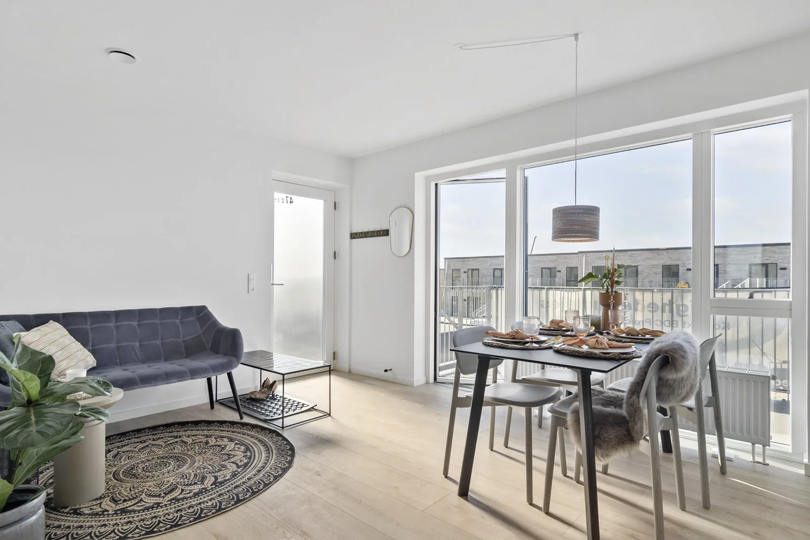 apartment Lys 3-værelses lejlighed med terrasse i Aarhus N