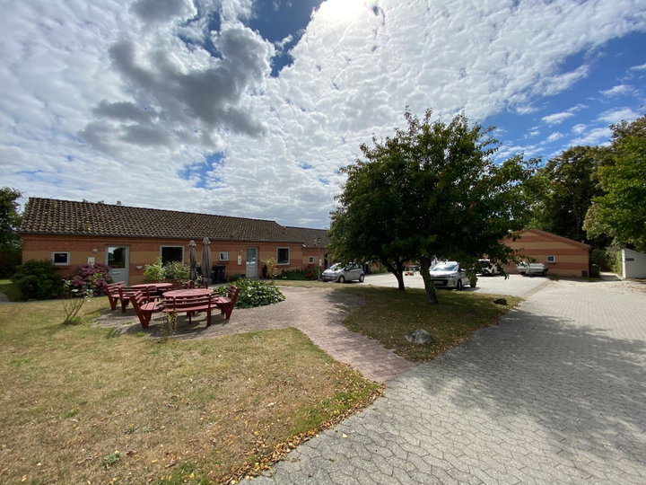 Nyrenoveret rækkehus med terrasse og have i Bellinge - Elmegårdsvej, Odense SV - 0