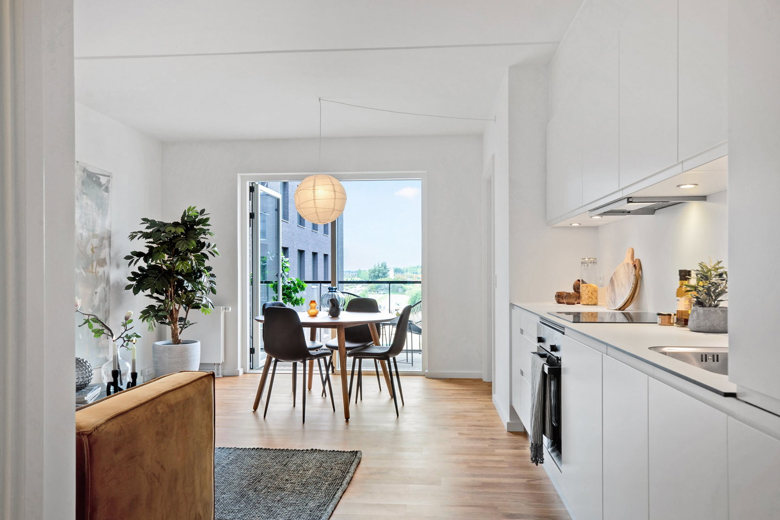 apartment Lys 2-værelses bolig med hjørnealtan i Ørestad