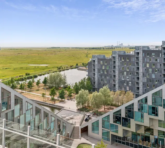 apartment Rummelig 3-værelses bolig med terrasse i Ørestad