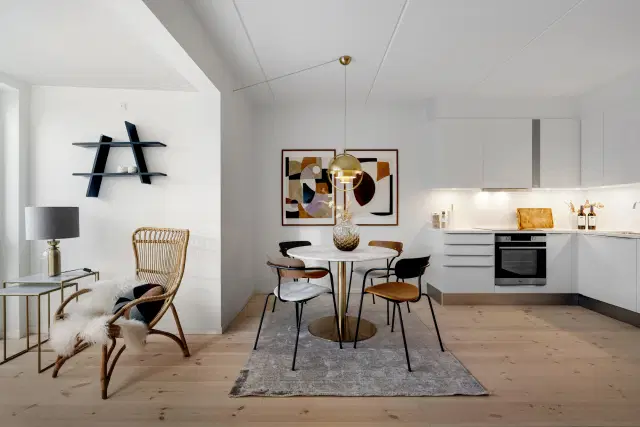 apartment Lys 2-værelses lejlighed med altan og naturskøn beliggenhed