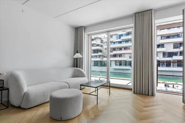 apartment Moderne bolig med terrasse og direkte adgang til kajen