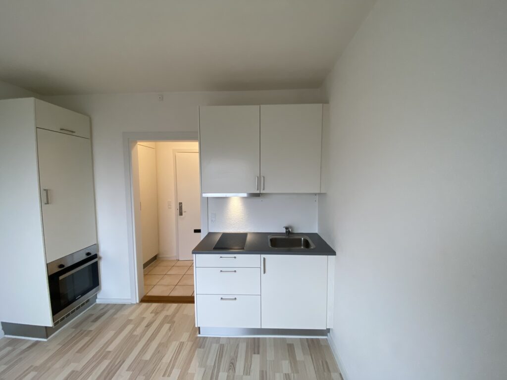 apartment Lys 1-værelses bolig på 18 m² i Højbjerg