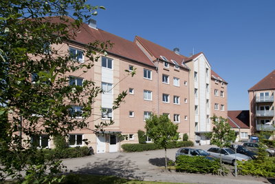 Renoveret 2-værelses bolig med stor altan i Øgadekvarteret - Solvangsvej, Aalborg - 3