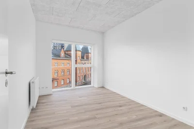Central og rummelig 4-værelses lejlighed i Odense - Kongensgade, Odense C - 2