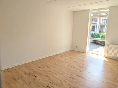Stor 2ér med nyt lækkert HTH-køkken. Egen terrasse, Gratis parkering. - Myrdalstræde, Aalborg Øst - 2