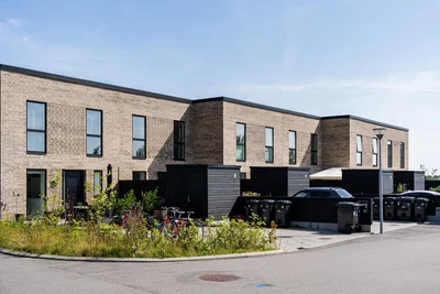 Rummeligt 5-værelses rækkehus i naturskønne omgivelser - Dalhaven, Stenløse - 1