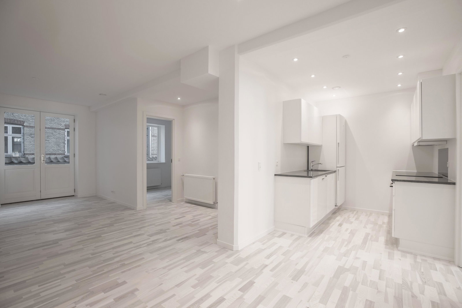 apartment Lys lejlighed i Aalborg med altan – husdyr tilladt