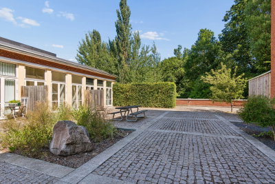 Historisk ejendom med moderne studenterlejligheder - Tobaksvejen, Søborg - 2