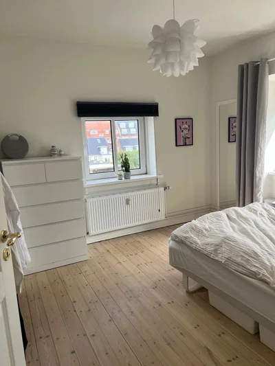 Lys og moderniseret 2-værelses lejlighed - Hjallesevej, Odense C - 1