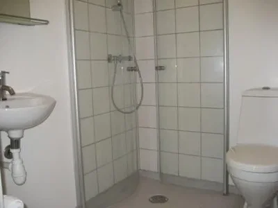 Renoveret 2-værelses lejlighed med terrasse - Møllergade, Svendborg - 2