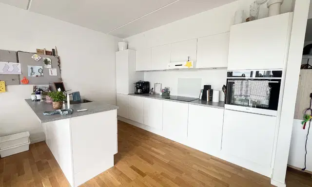 apartment Fantastisk bolig med stor vestvendt altan