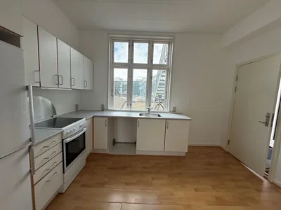 Rummelig 3-værelseslejlighed centralt i gågaden - Rimmensgade, Frederikshavn - 4
