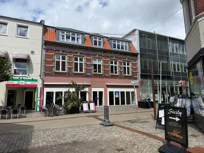 Rummelig 3-værelseslejlighed centralt i gågaden - Rimmensgade, Frederikshavn - 1