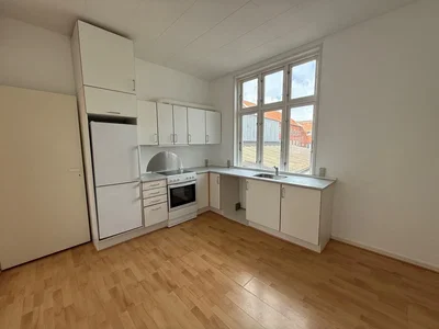 Rummelig 3-værelseslejlighed centralt i gågaden - Rimmensgade, Frederikshavn - 3