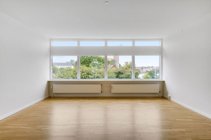 Top-Floor Apartment in a Quiet Property - A.D. Burcharths Vej, Kolding - 0
