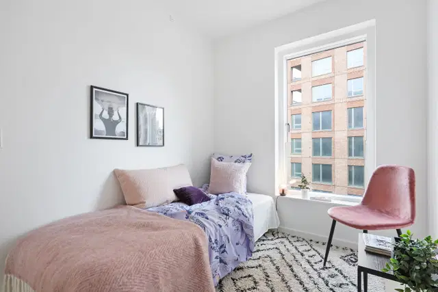 apartment Central 2-Room Apartment of 74 m²
