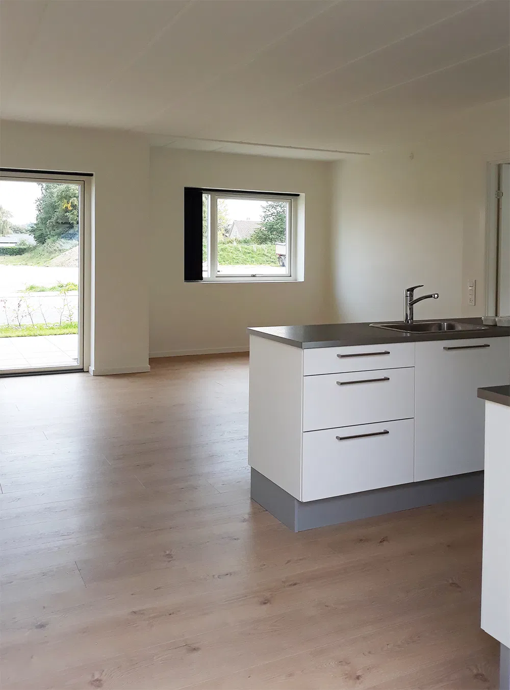 apartment Bright Two-Room Ground-Floor Apartment with Garden and Terrace