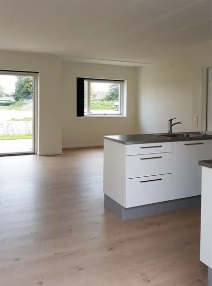 apartment Bright Two-Room Ground-Floor Apartment with Garden and Terrace