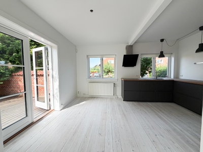 Hyggeligt hus med have og solrige terrasser i Virum - Klokkerbakken, Virum - 2